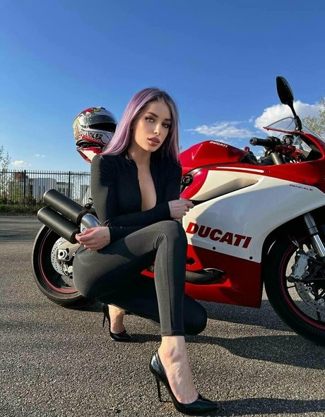 anna liana leaked porn onlyfans