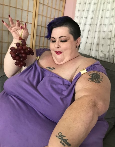 reenayestarr onlyfans leaked pics