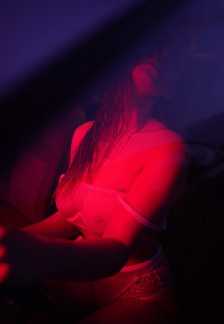 Venus Nordique onlyfans nide