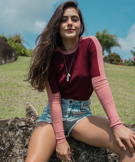 Jessika Alves onlyfans creator