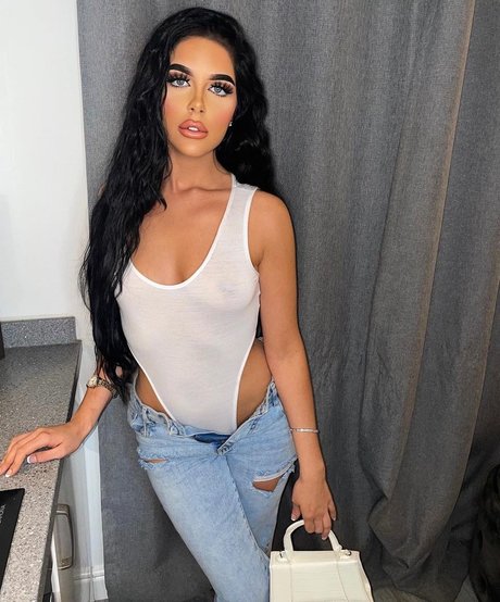 Emily Oldring onlyfans sextape leak