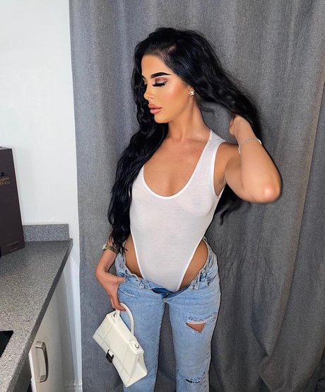 Emily Oldring onlyfans photos