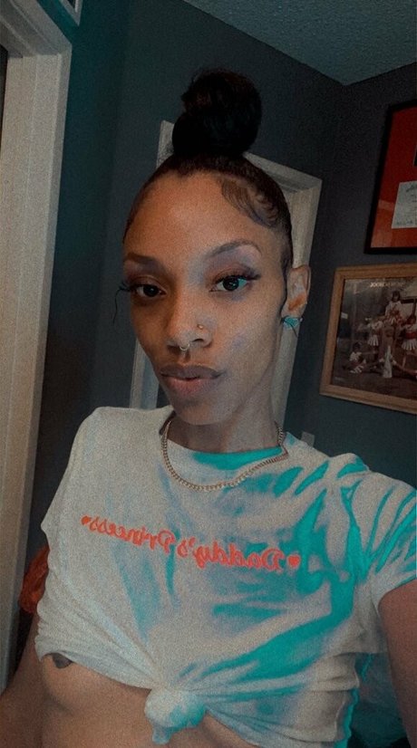 allucaneatwoo pics onlyfans