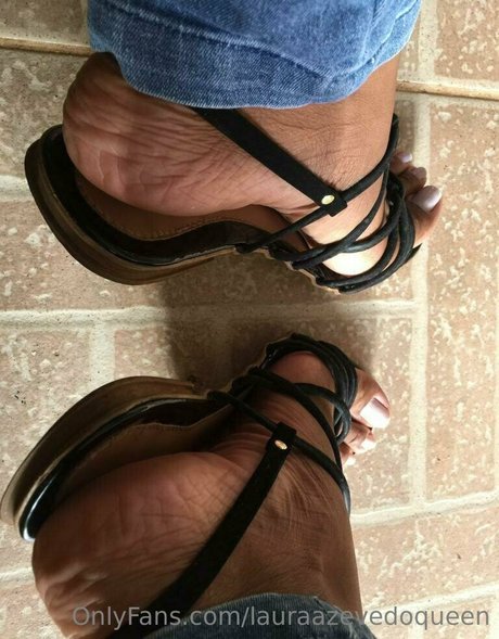 lauraazevedoqueen nude porn onlyfans