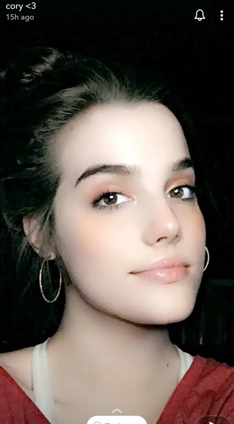 Corrina Rhys onlyfans lean