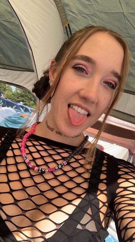 slim onlyfans naked images