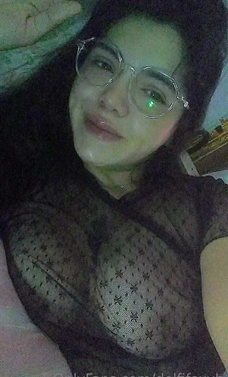 delfifoxyb onlyfans nudes porn