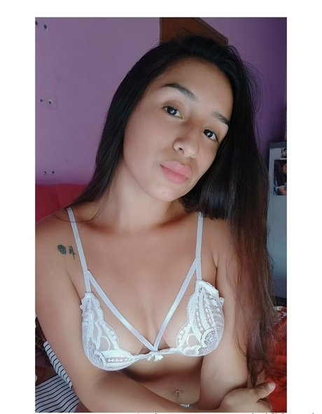 delfifoxyb onlyfans post