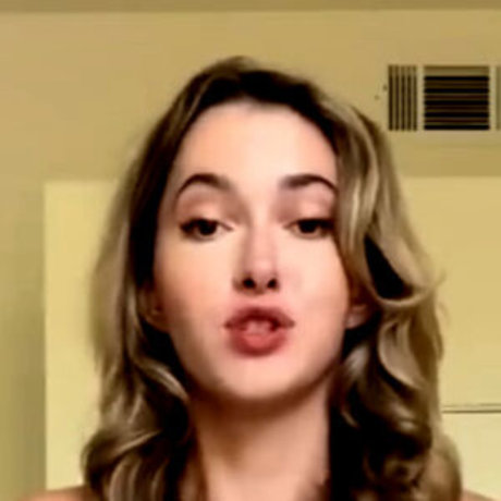 Madeleinecwhite nudes onlyfans