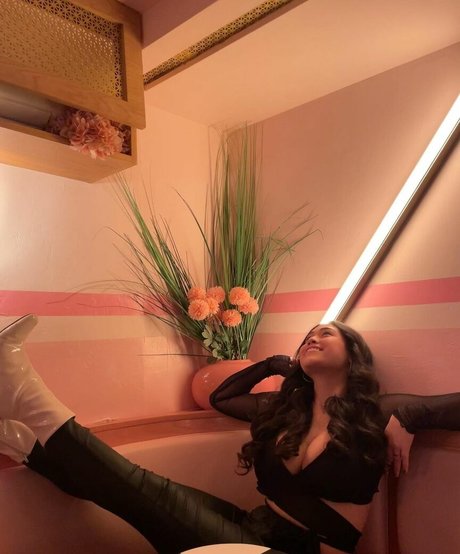 gloryhole onlyfans hot nude pics