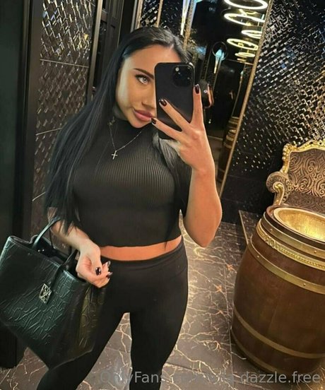 lola dazzle free nude on onlyfans