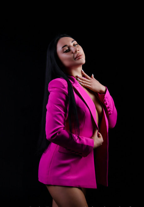 lola dazzle free onlyfans nide