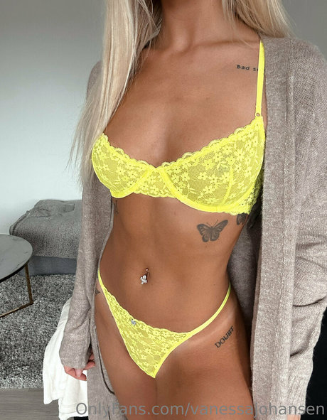 vanessajohansen onlyfans pics