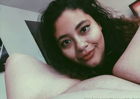 leonadelioness onlyfans model photo