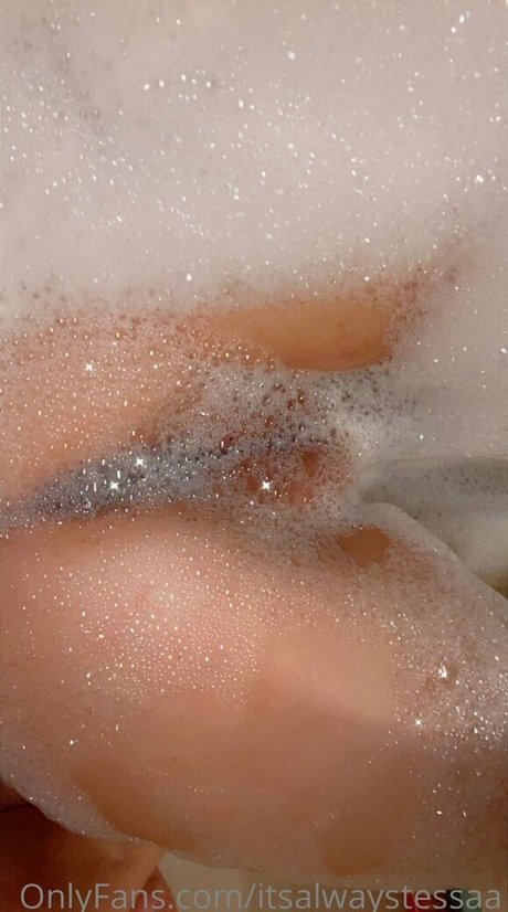 itsalwaystessaa onlyfans content type