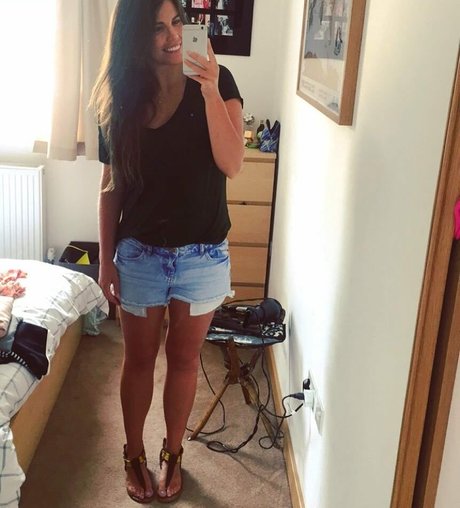 Becky Ives naked onlyfans leaks