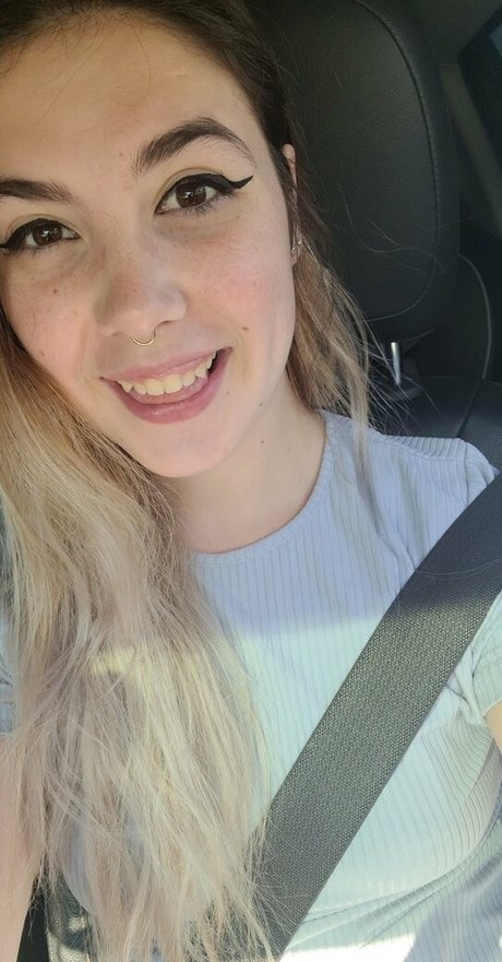 chubby slut onlyfans hot porn selfie