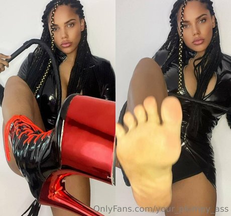 your plumpy ass onlyfans striptease