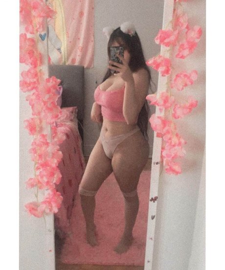 babymelini onlyfans model photo