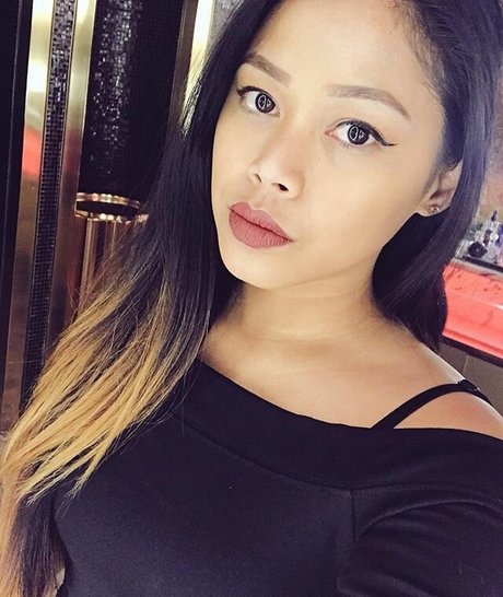 Jonna Mae onlyfans naked pics