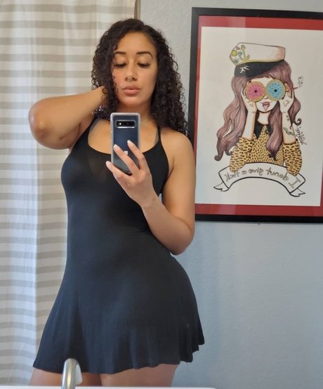 Cleocakes Profile pic