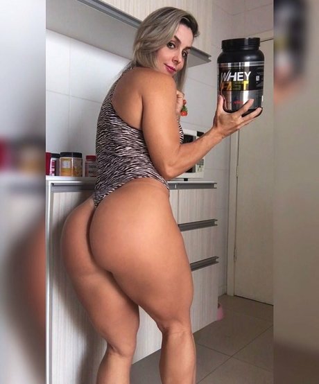 Eliza Nery Profile pic