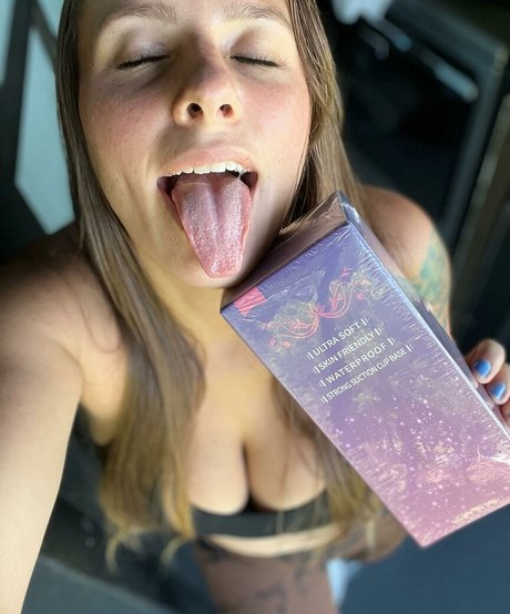 Spicy Tender onlyfans leams