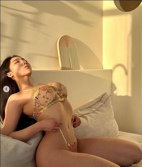 Stella Xu porn onlyfans