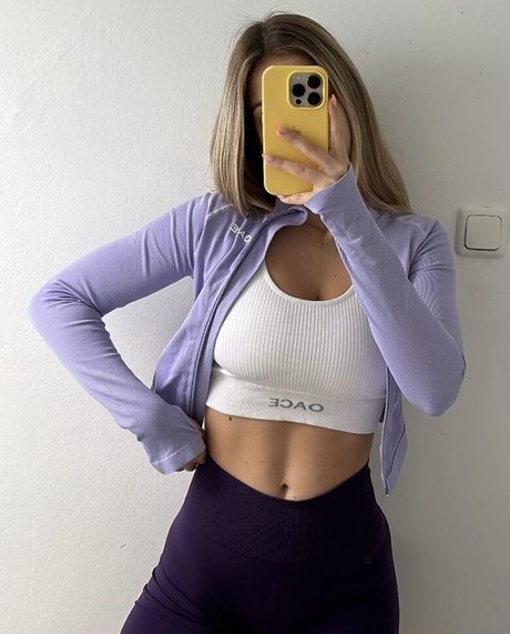 Paula Doeringer onlyfans leak nudes