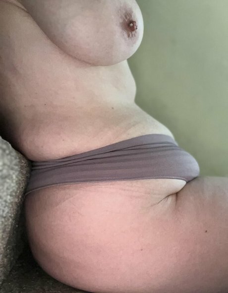 Mommmyyymilkersss onlyfans lesk
