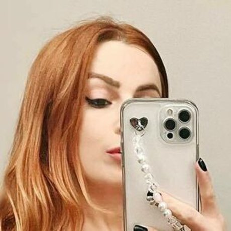 Tina Xaver onlyfans leajs