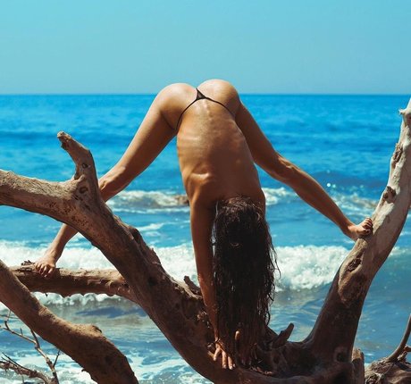 Juliane Seyfarth topless onlyfans