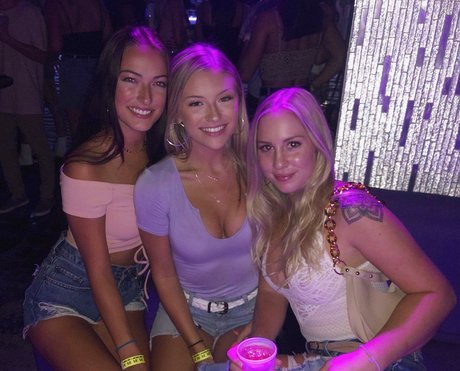 Holly Cloar onlyfans naked