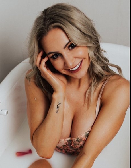 bikinibarbieee sextape onlyfans