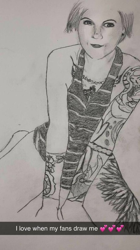 ellabarnettvip onlyfans tits