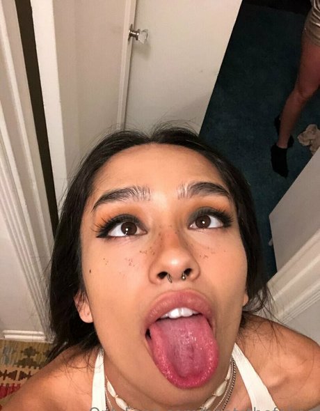 bootsthefeline onlyfans