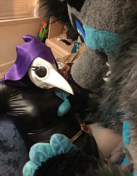 Indyee strip onlyfans