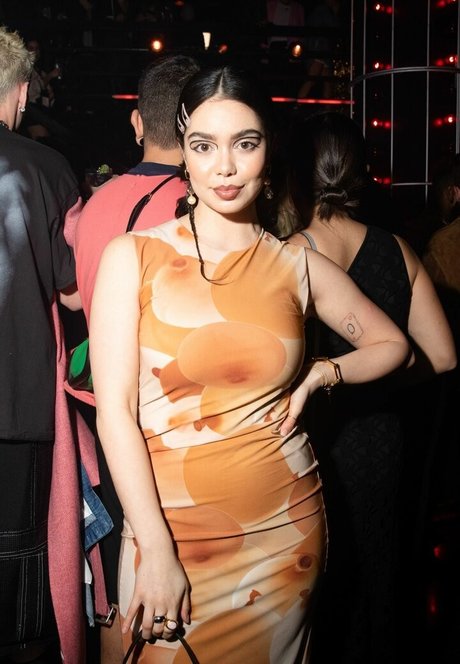 Aulii Cravalho free onlyfans