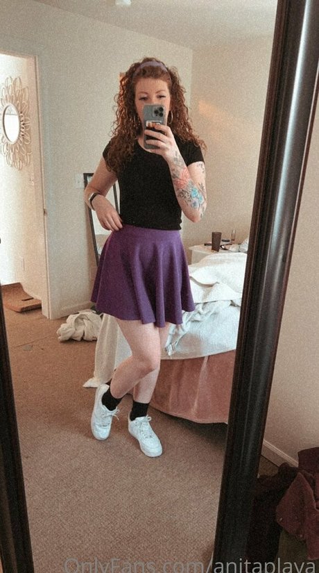 anitaplaya Profile pic