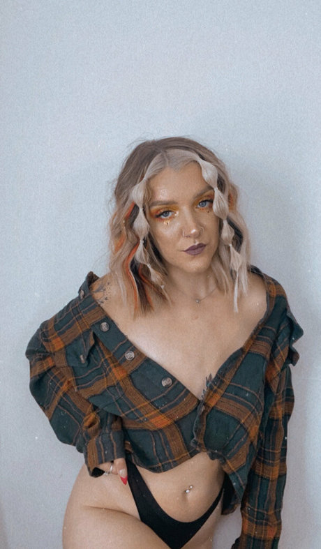 brookes world onlyfans nude tits