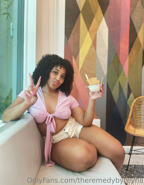 theremedybyreyna only fans porn