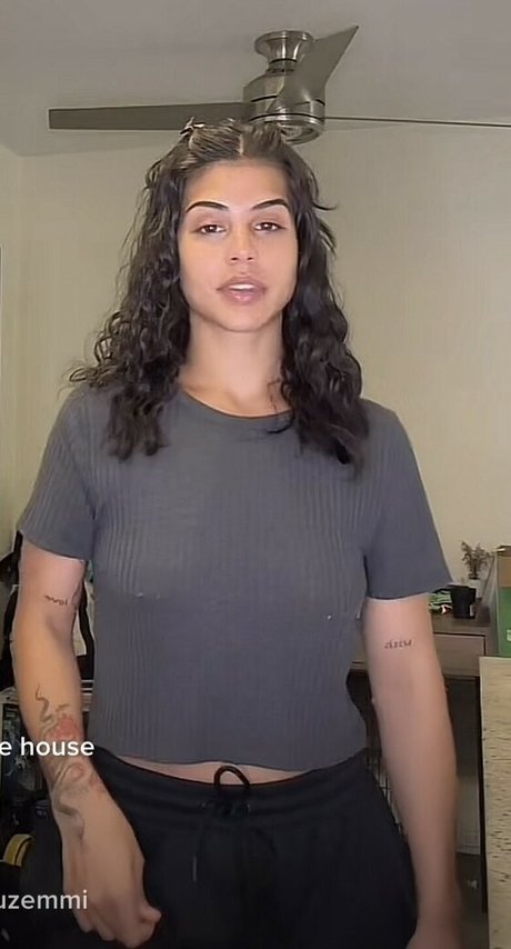 Ashley__goyette porn onlyfans leaks