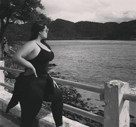 curvy latina onlyfans xxx shots