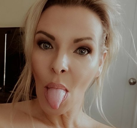 Goddess Kathena onlyfans content leaked