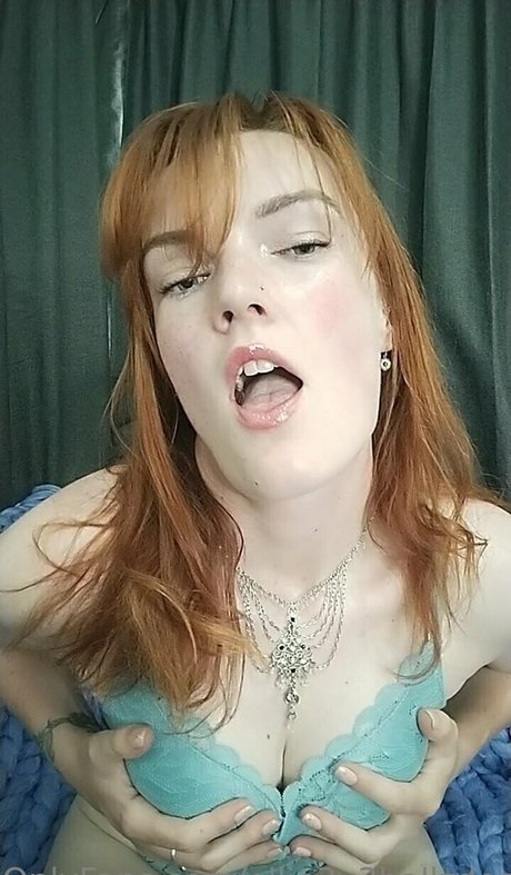 ellie3y3ballzdeep onlyfans desnuda