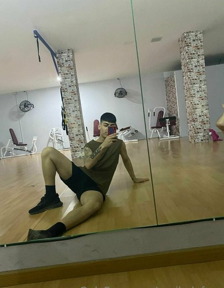 garihalefree onlyfans pic