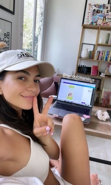 Natalee Linez naked only fans