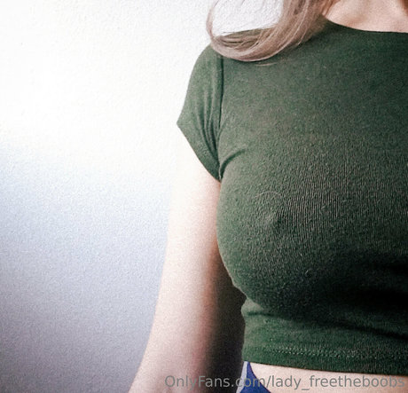 lady freetheboobs onlyfans pictures