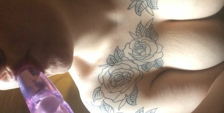 Winter Pierzina onlyfans photos