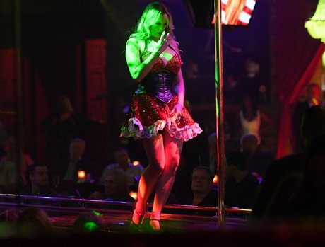 sexy mature onlyfans sexy nude snap